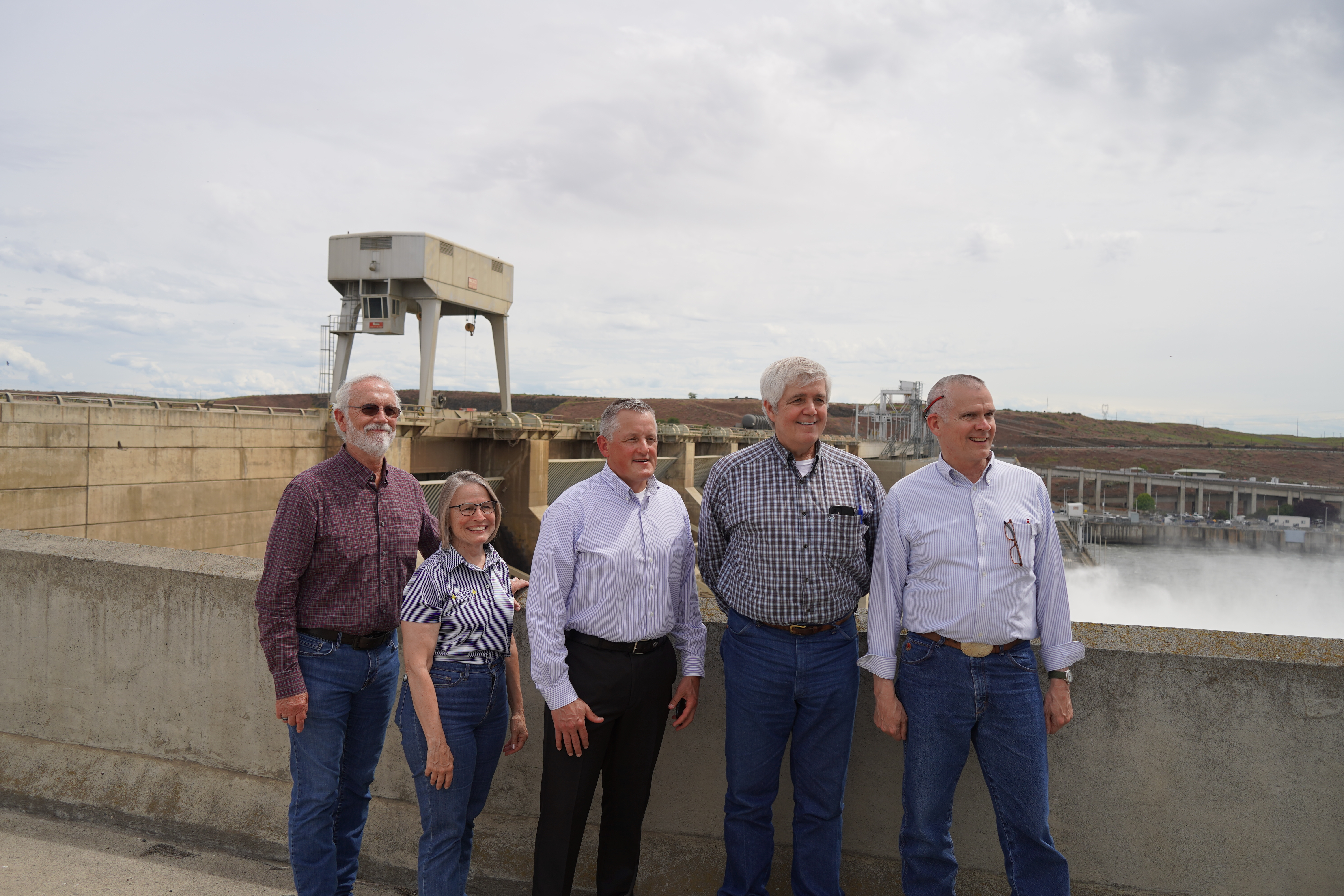 Newhouse Leads Western Caucus Energy Field Tour in Central Washington